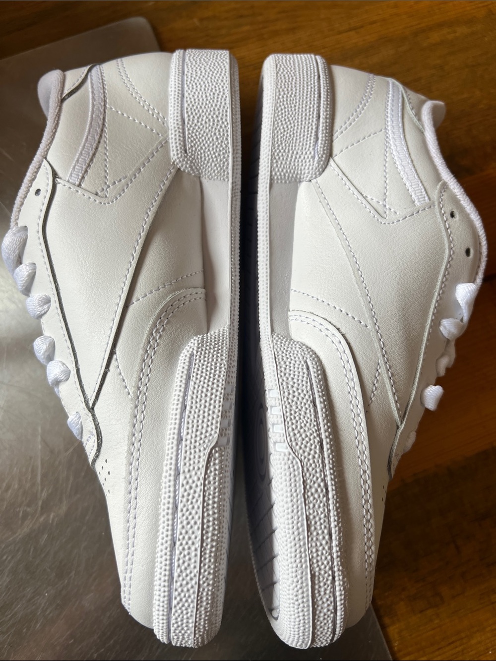 Reebok Club C 85 White Classic Leather Low-Top Sneakers sz 6 - Picture 5 of 10
